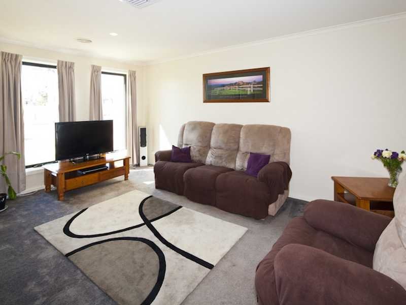 20 Jordan Avenue DELACOMBE 3