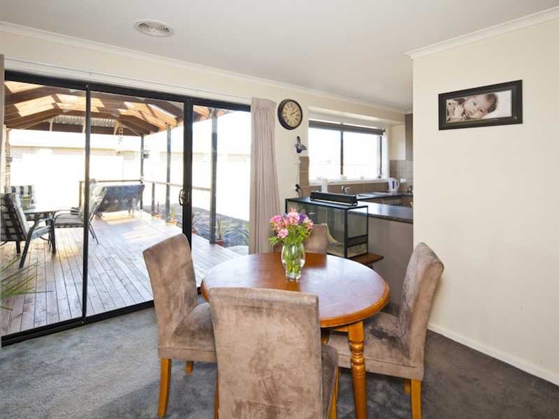 20 Jordan Avenue DELACOMBE 4