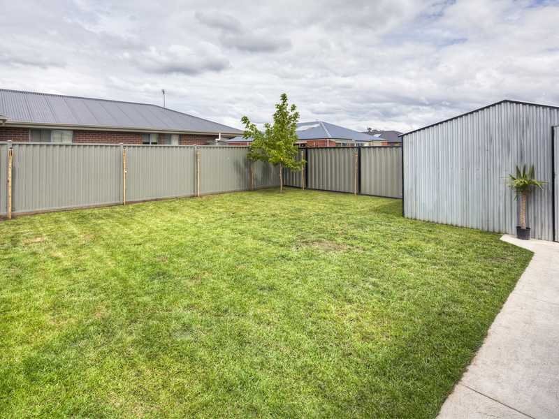 20 Jordan Avenue DELACOMBE 5