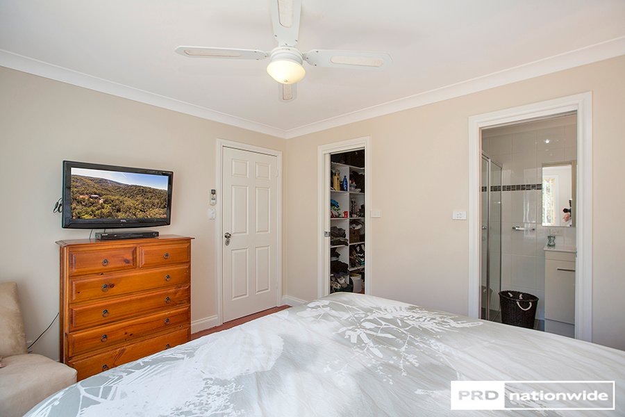 20 Katrina Court TAMWORTH 19