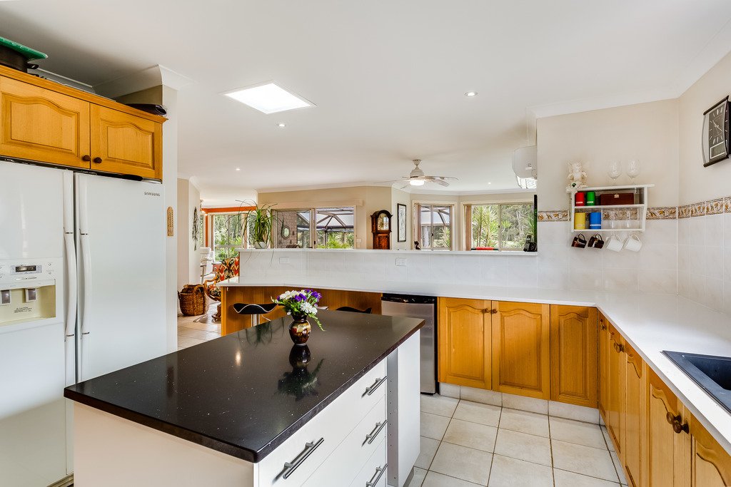 20 Kestrel Avenue SALAMANDER BAY 11