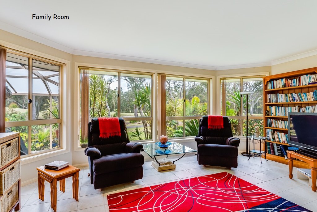 20 Kestrel Avenue SALAMANDER BAY 12