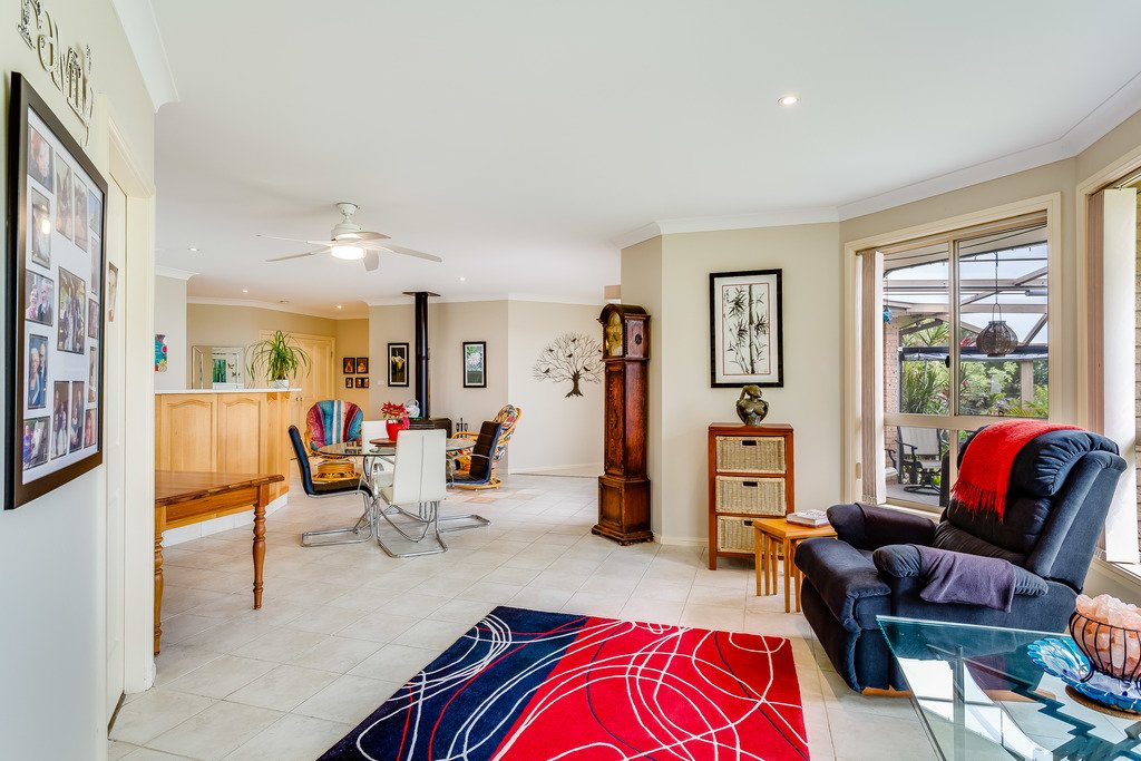 20 Kestrel Avenue SALAMANDER BAY 15