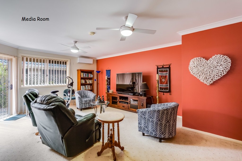 20 Kestrel Avenue SALAMANDER BAY 16