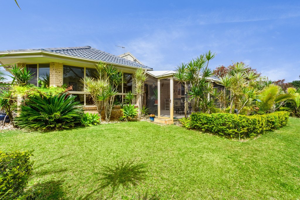 20 Kestrel Avenue SALAMANDER BAY 24
