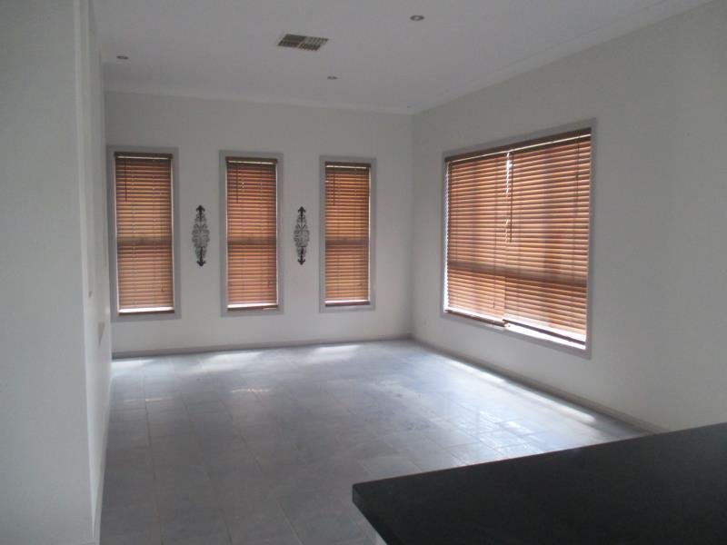 20 King Street TAMWORTH 3