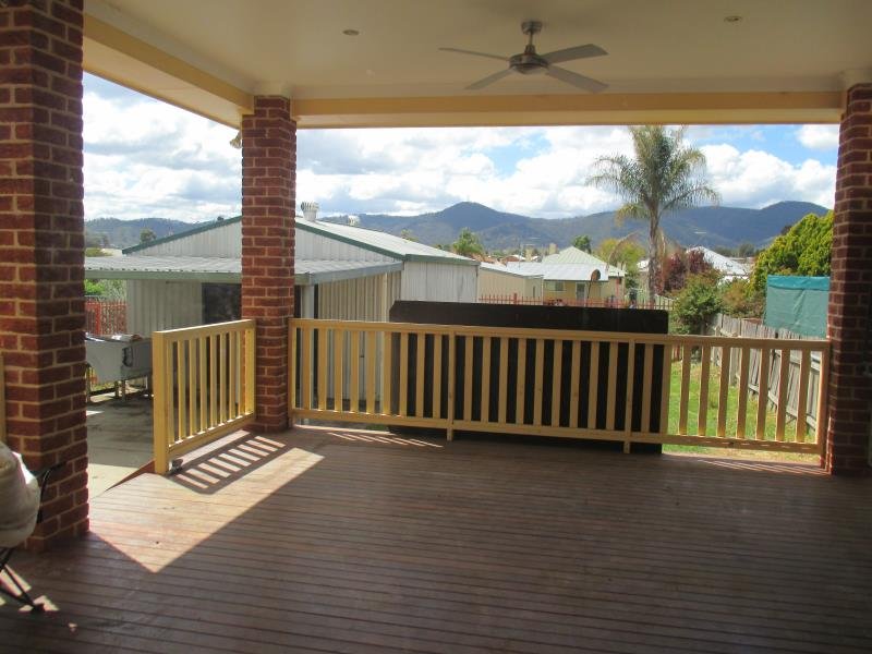 20 King Street TAMWORTH 9