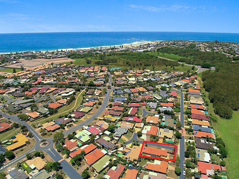 20 Kingfisher Circuit KINGSCLIFF 10