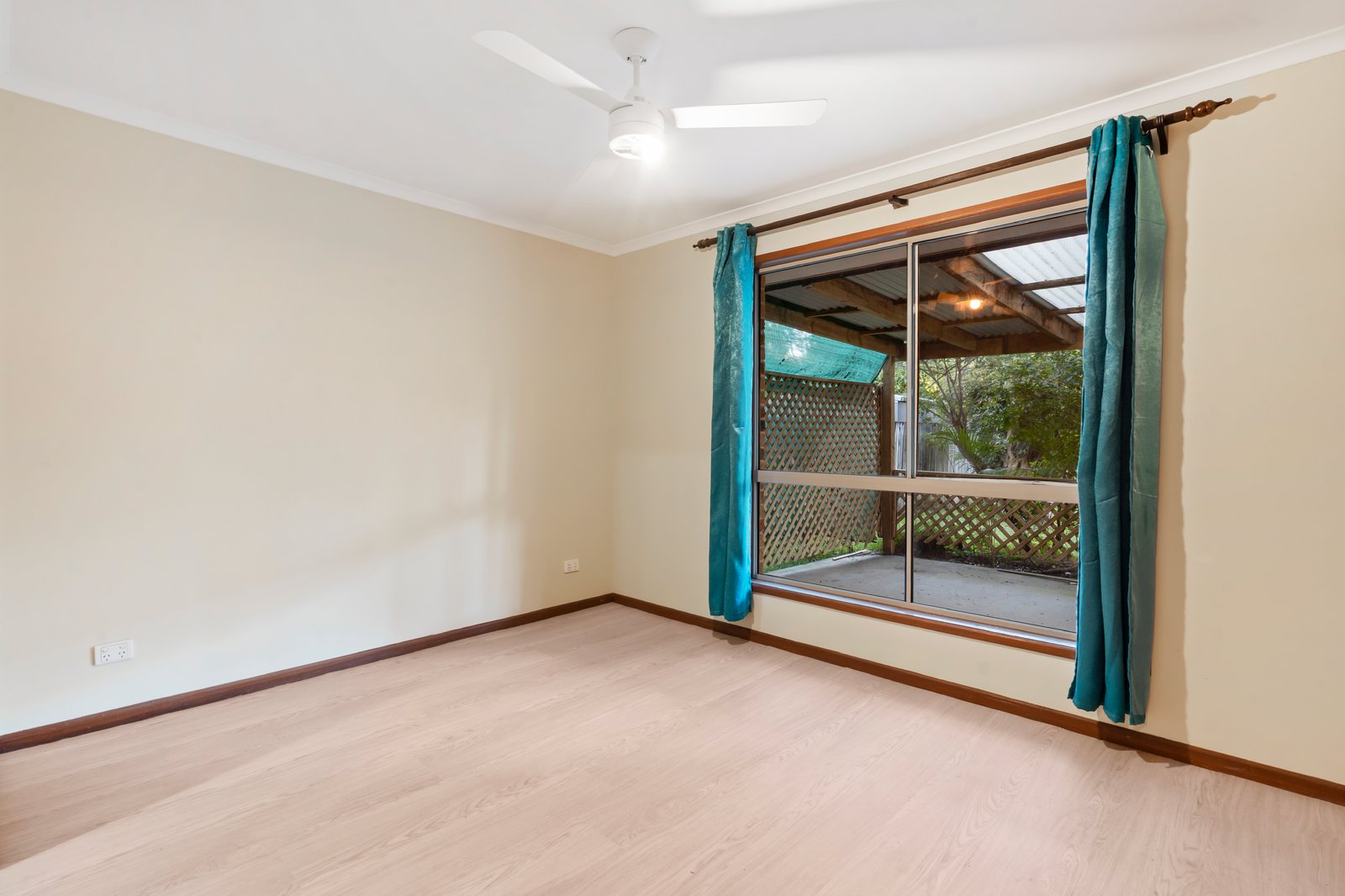 20 Kurrajong Avenue BOGANGAR 9