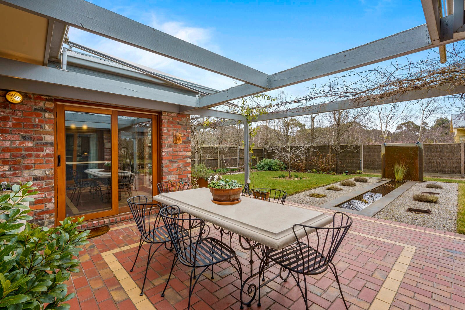 Real Estate and Property in 20 Ladye Place, Woodend, VIC