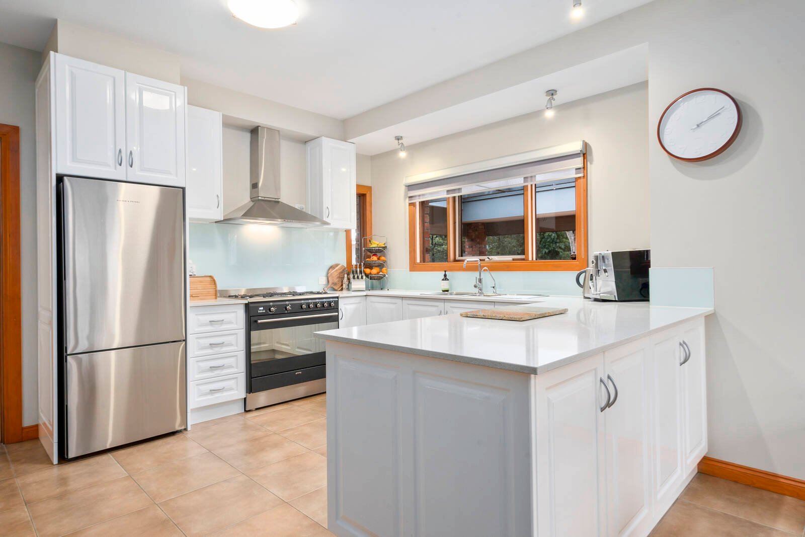 Real Estate and Property in 20 Ladye Place, Woodend, VIC