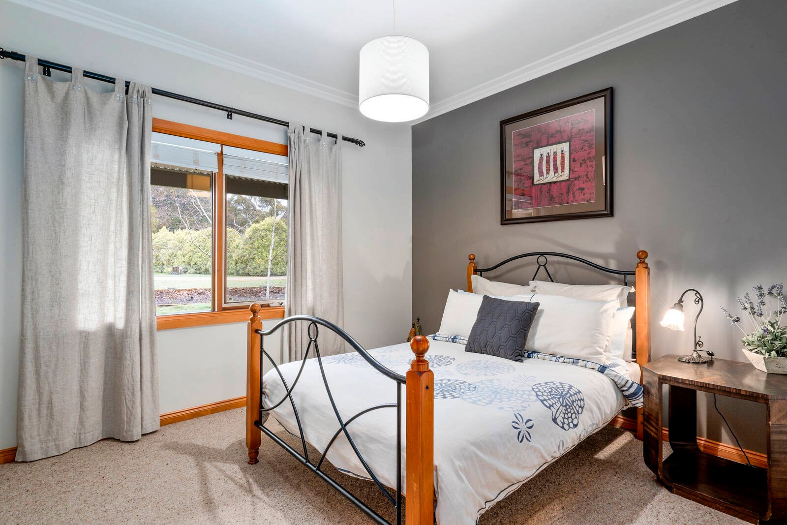 Real Estate and Property in 20 Ladye Place, Woodend, VIC