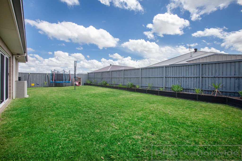 20 Lapwing Street ABERGLASSLYN 14