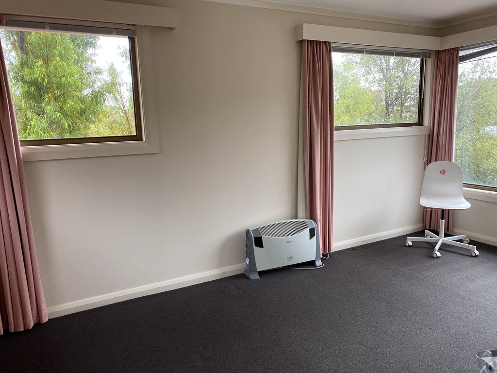 20 Lauramont Avenue SANDY BAY 10