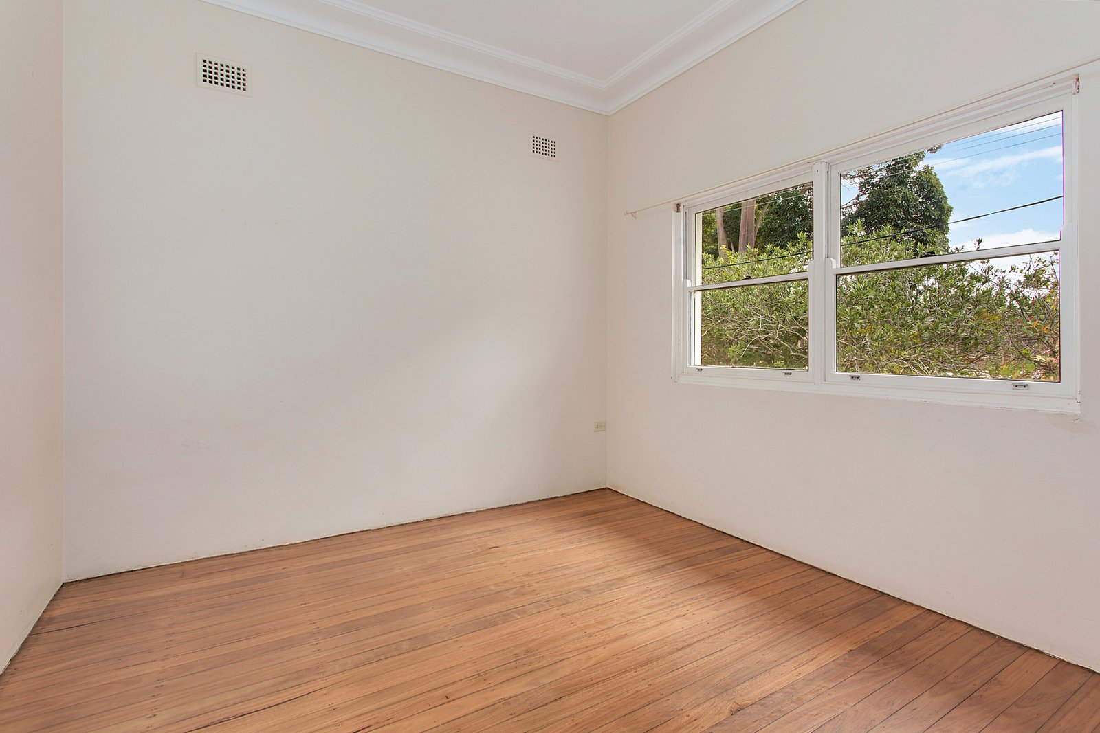 20 Laurie Street LAURIETON 7