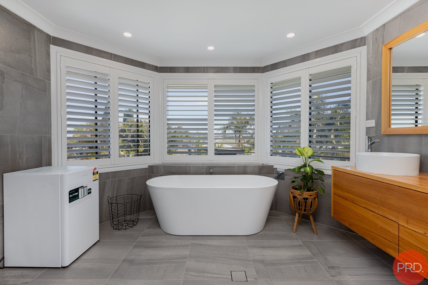 20 Laurina Avenue THORNTON 24