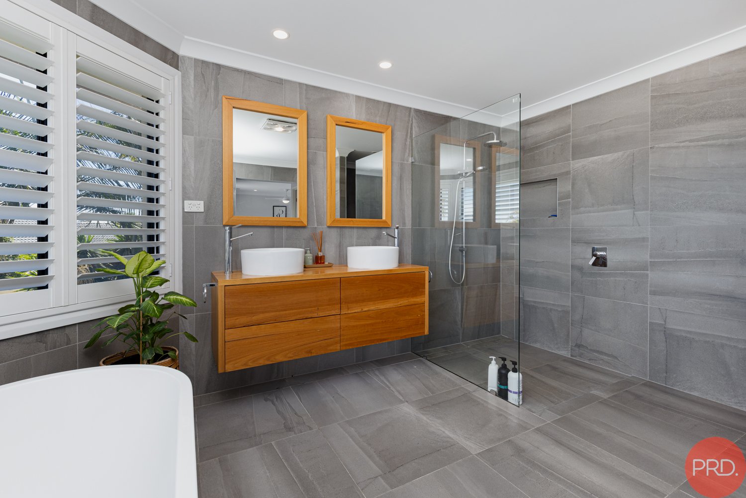 20 Laurina Avenue THORNTON 25
