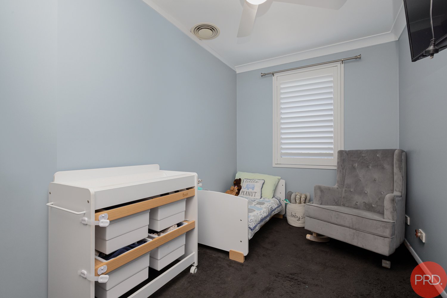 20 Laurina Avenue THORNTON 33