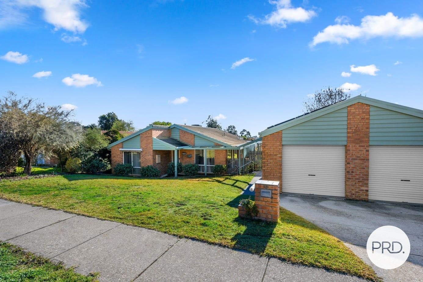 20 Lawson Street WEST WODONGA 2