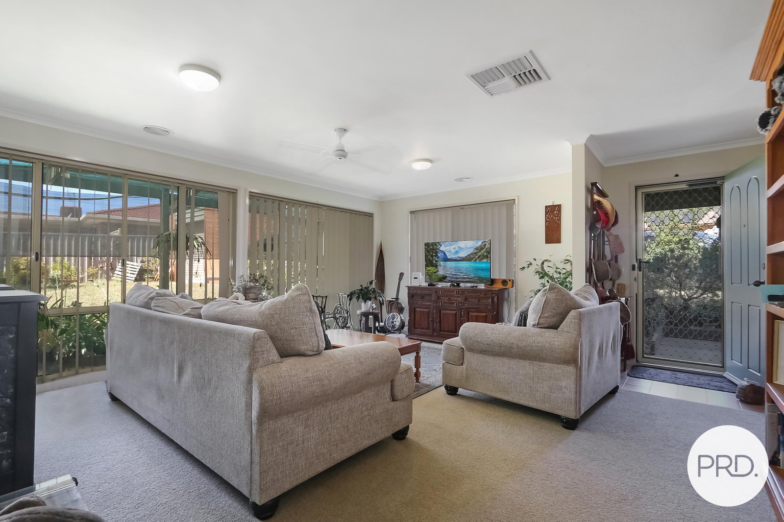 20 Lawson Street WEST WODONGA 4