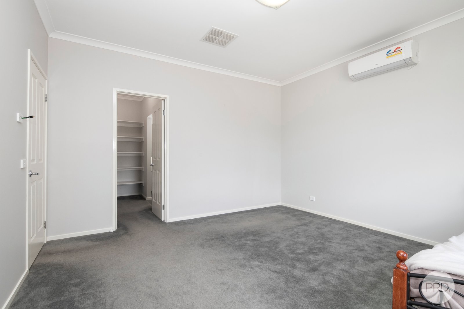 20 Lay Court BALLAN 4