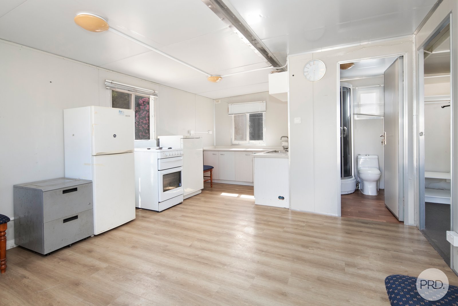 20 Lay Court BALLAN 11