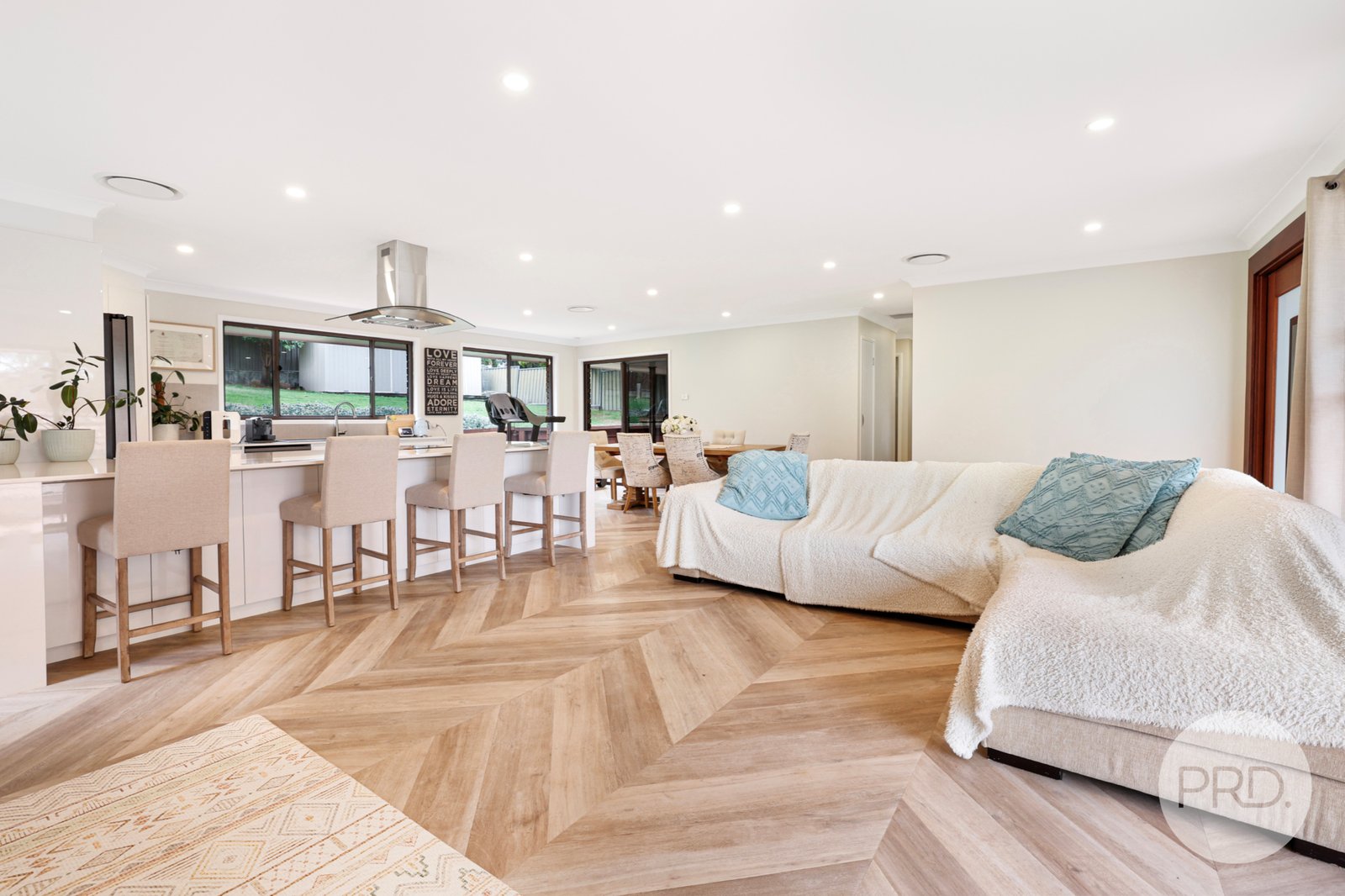 20 Lemon Gums Drive TAMWORTH 4