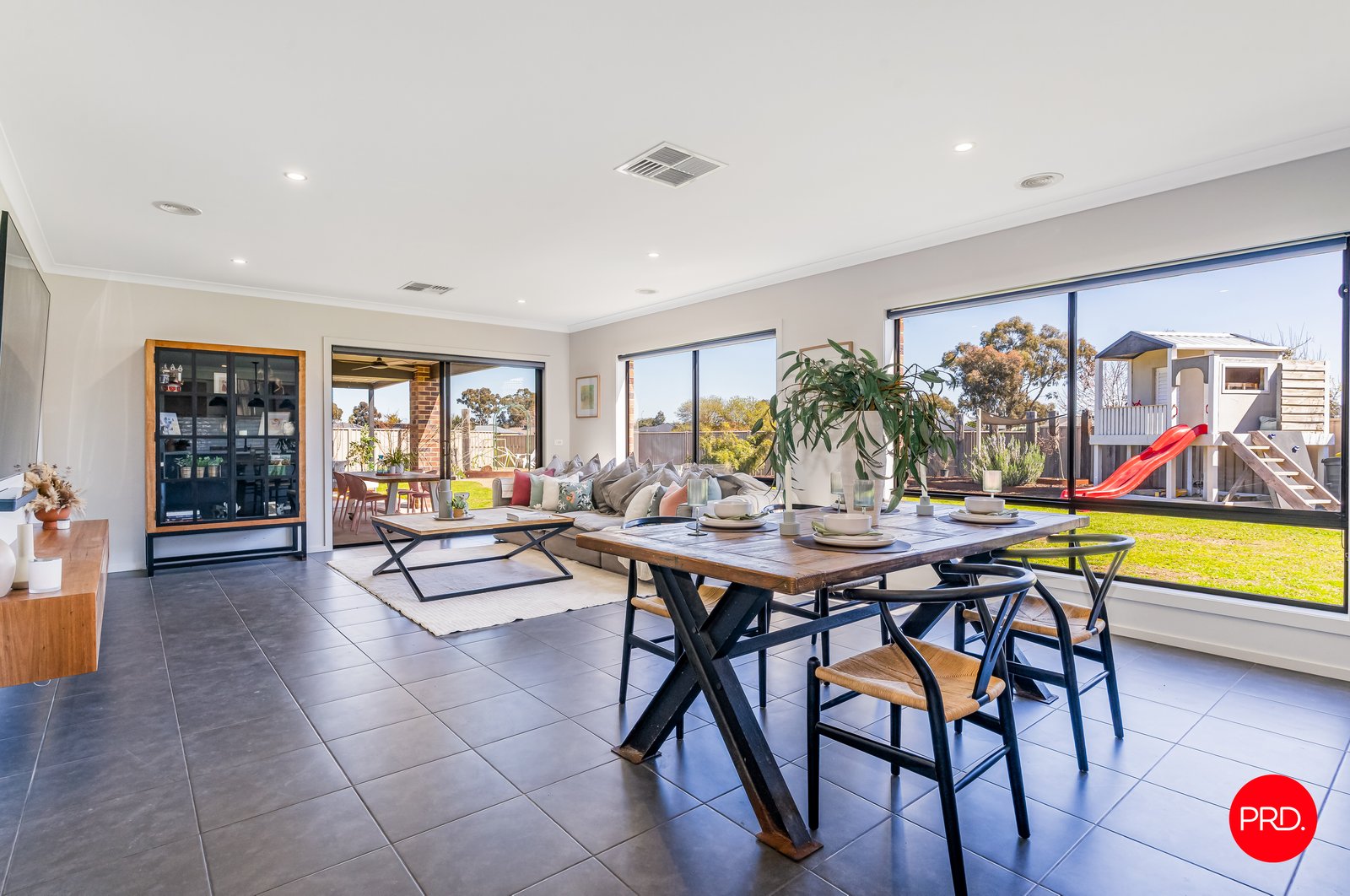 20 Limousin Court ASCOT 7