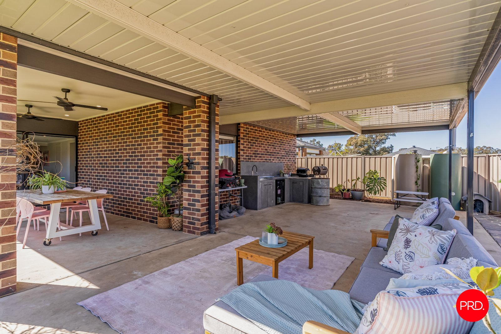 20 Limousin Court ASCOT 17