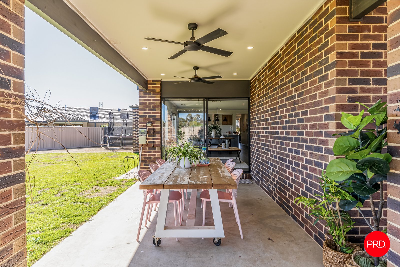 20 Limousin Court ASCOT 19