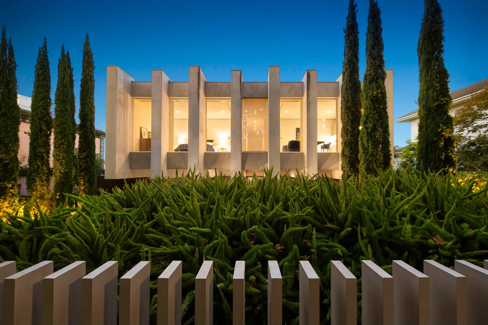 Real Estate and Property in 20 Linlithgow Road, Toorak, VIC