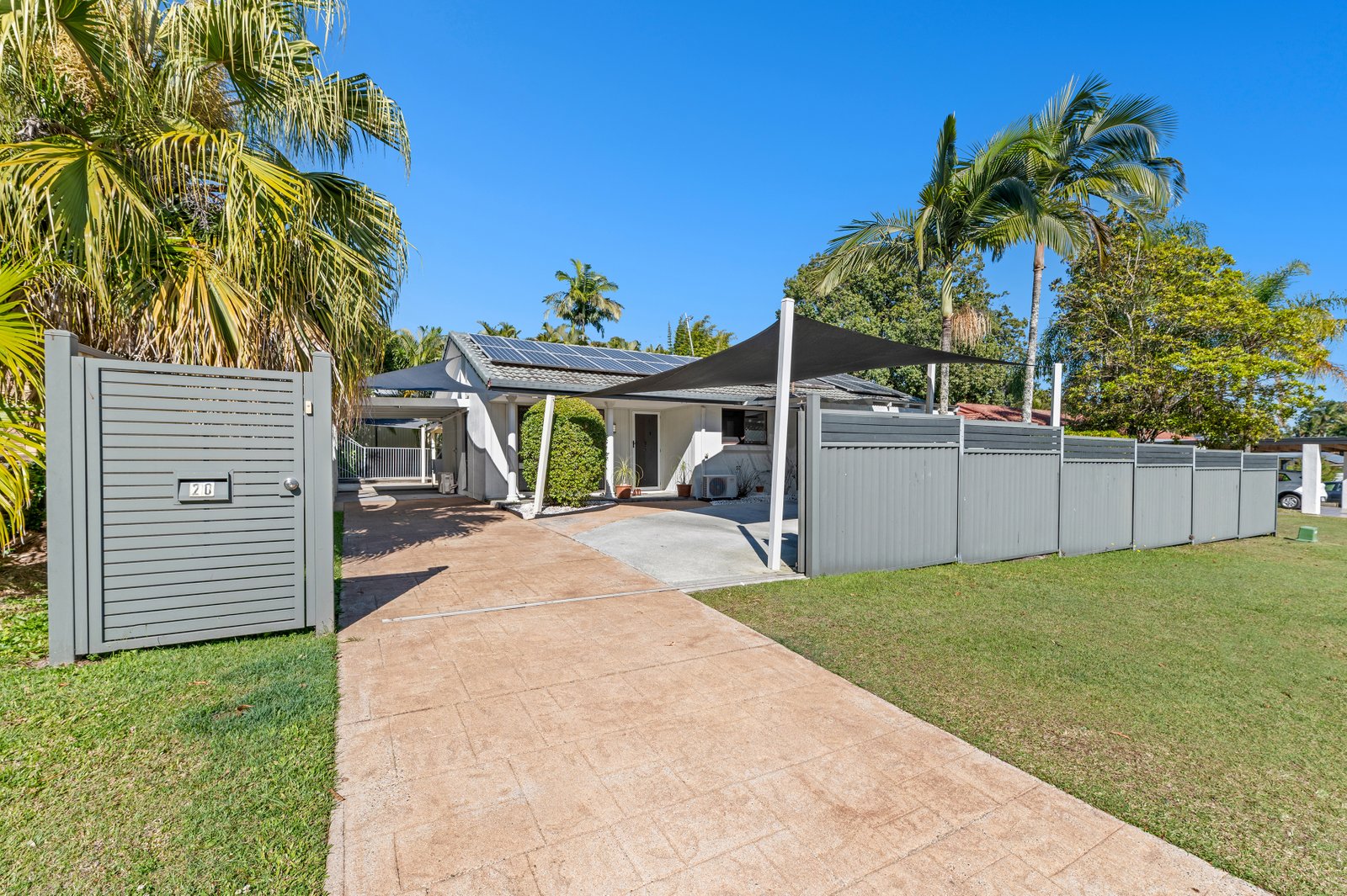 20 Lowanna Drive ASHMORE 1