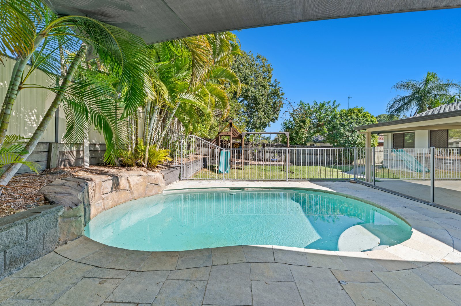 20 Lowanna Drive ASHMORE 2