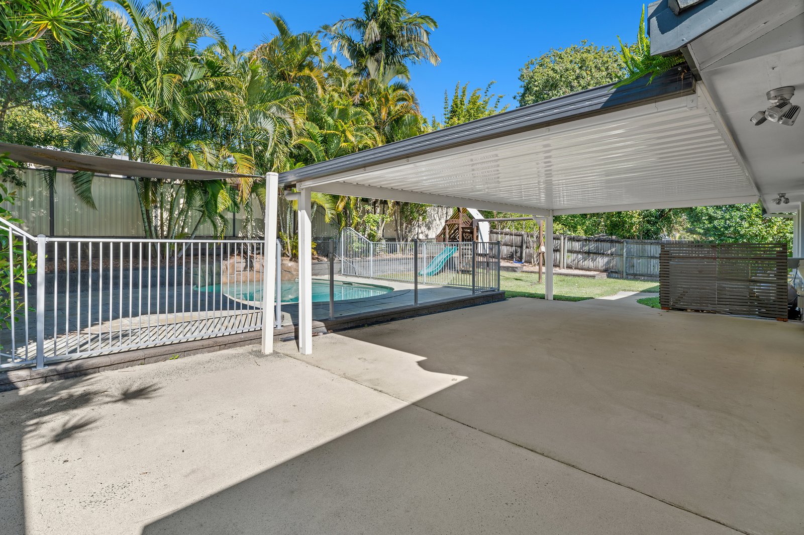20 Lowanna Drive ASHMORE 18