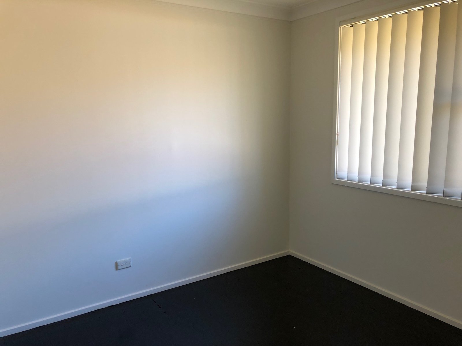 20 Lowanna Drive SOUTH PENRITH 12