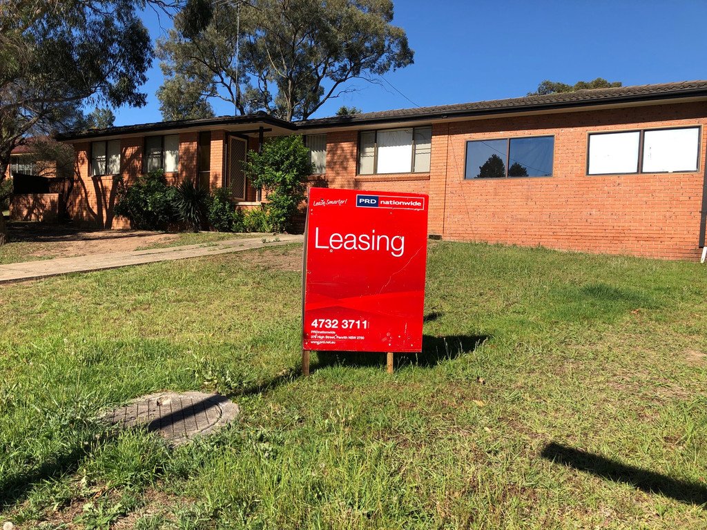 20 Lowanna Drive SOUTH PENRITH 16