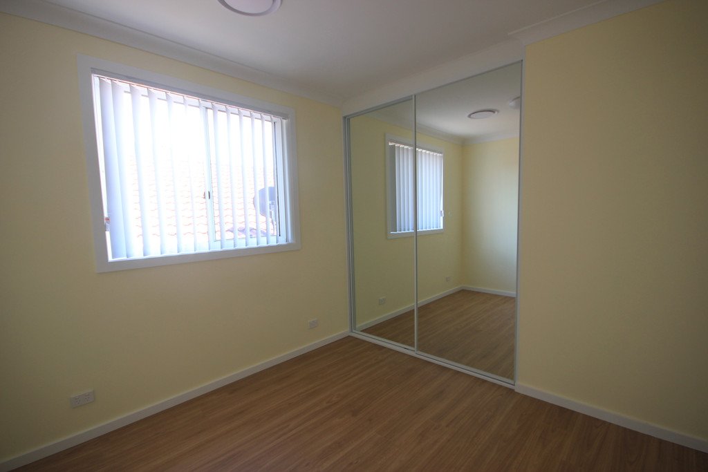 20 Lymington Street BEXLEY 8