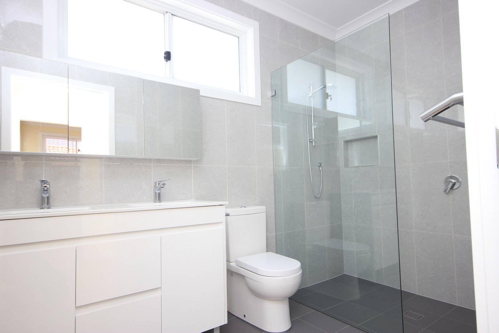 20 Lymington Street BEXLEY 10