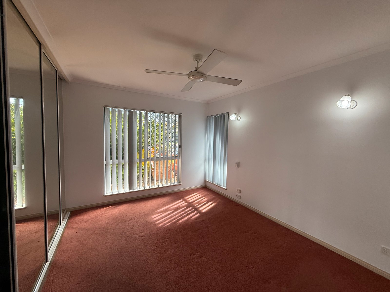 20 Mackay Drive KAWUNGAN 15