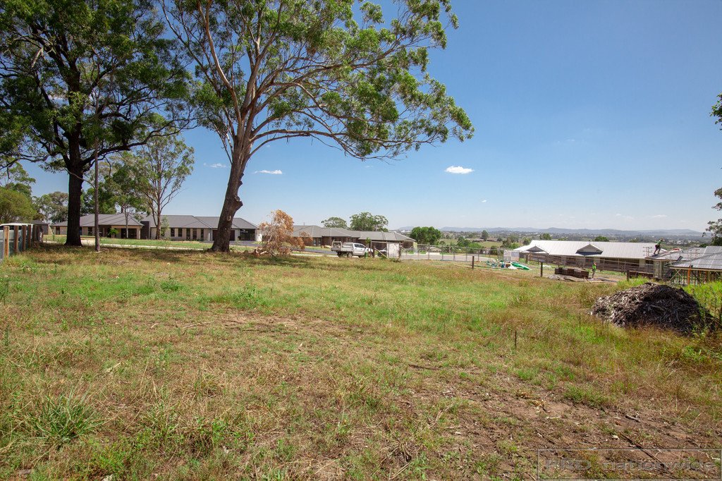 20 Mala Close LOUTH PARK 1