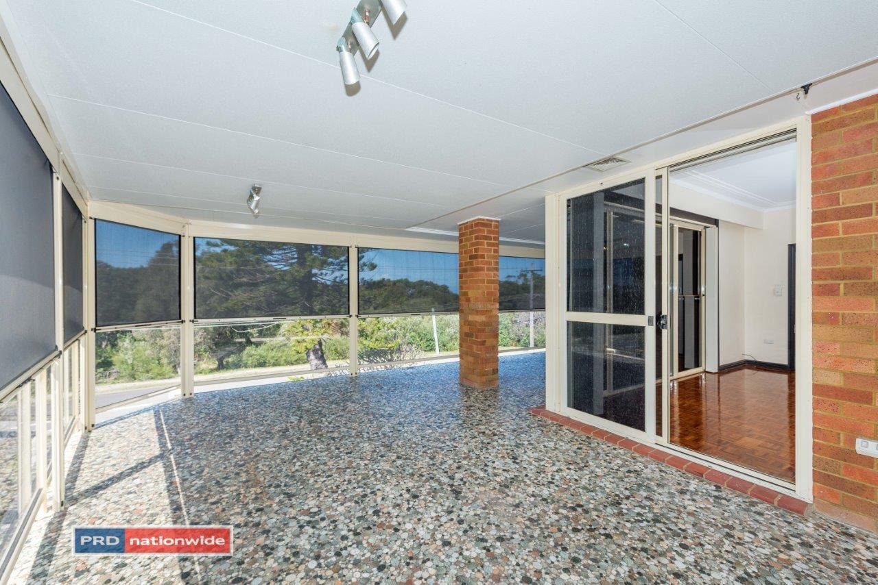 20 Marine Drive FINGAL BAY 9