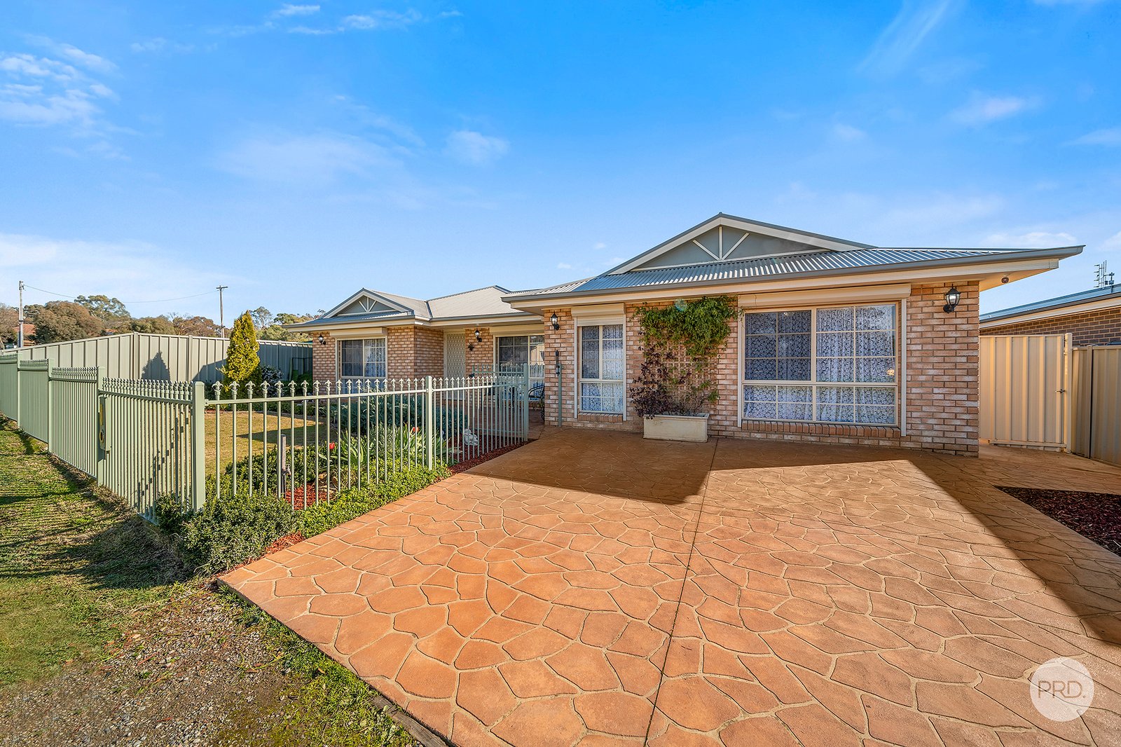 20 Marshall Crescent HEATHCOTE 2