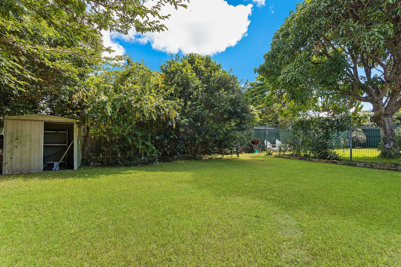 20 Maud Street TUGUN 4