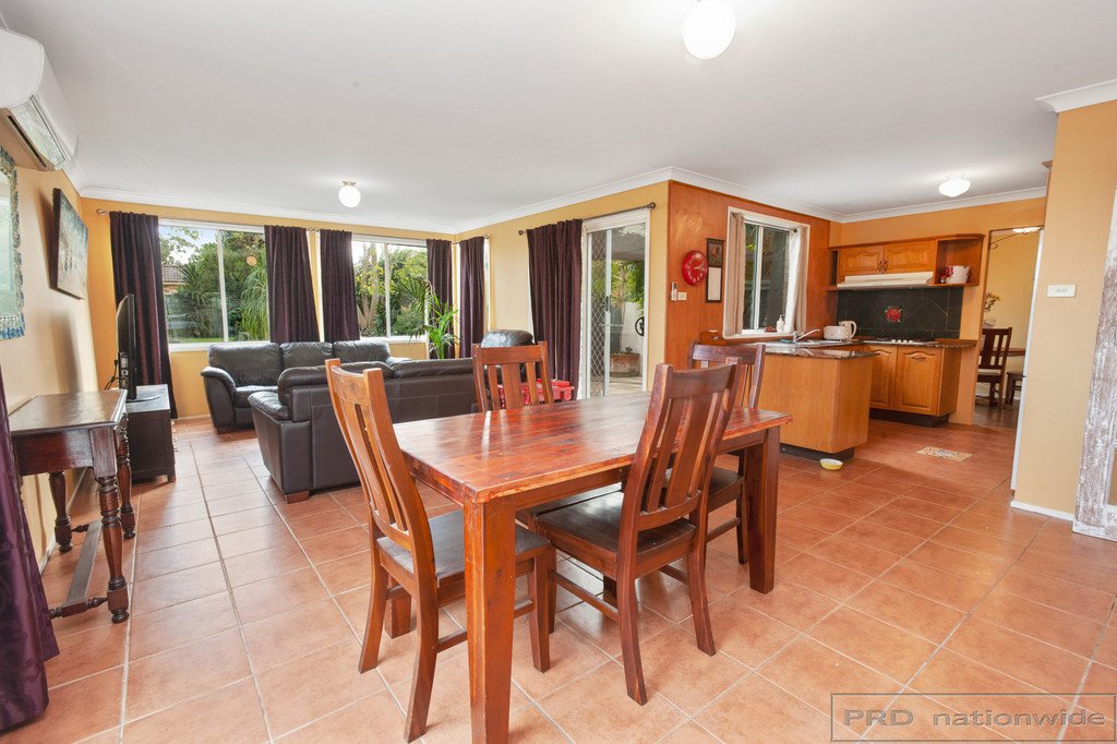 20 Maybush Avenue THORNTON 6