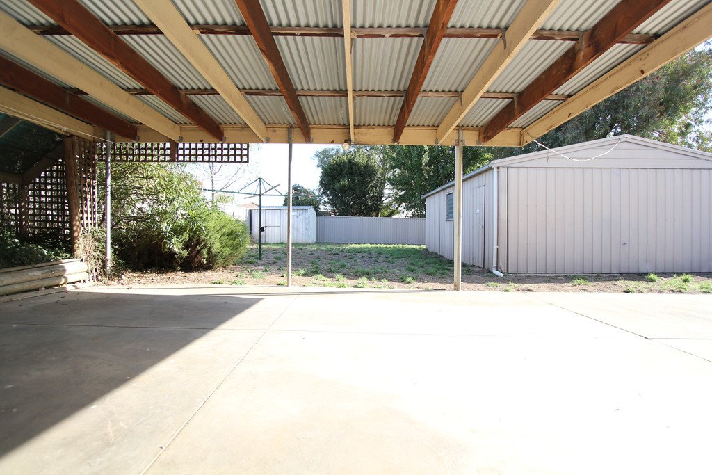 20 McNulty Drive WENDOUREE 10