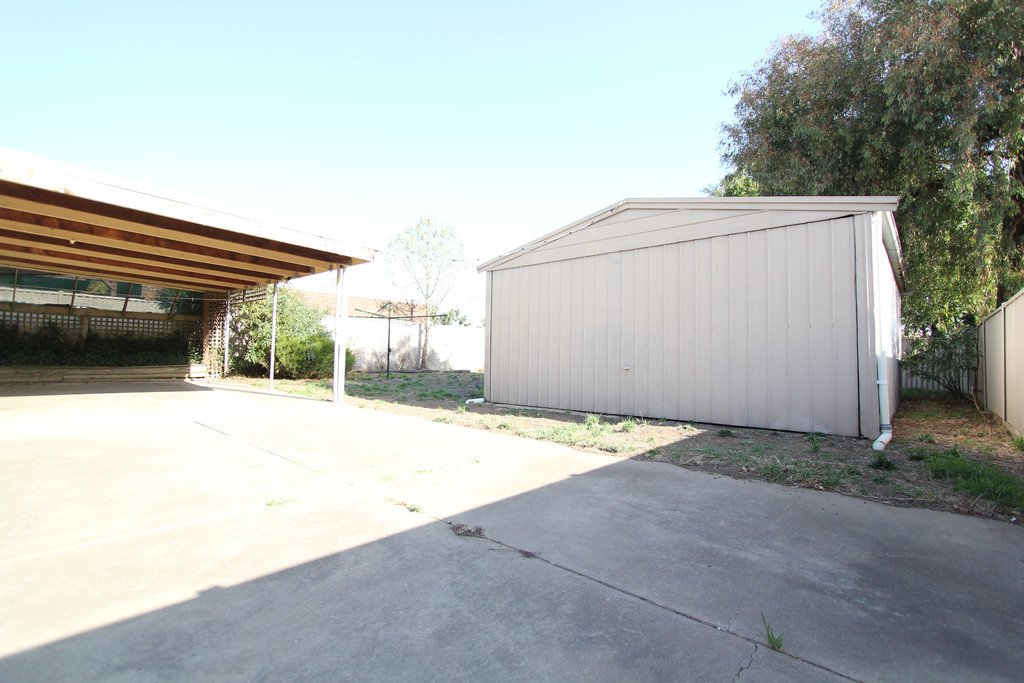 20 McNulty Drive WENDOUREE 11