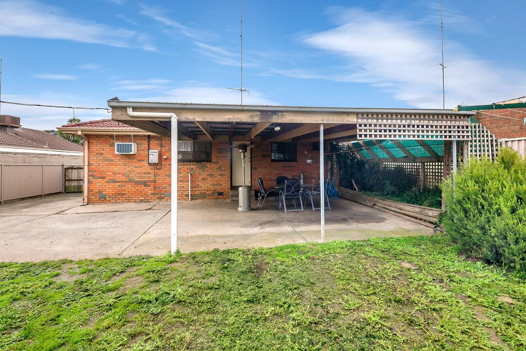 20 McNulty Drive WENDOUREE 15