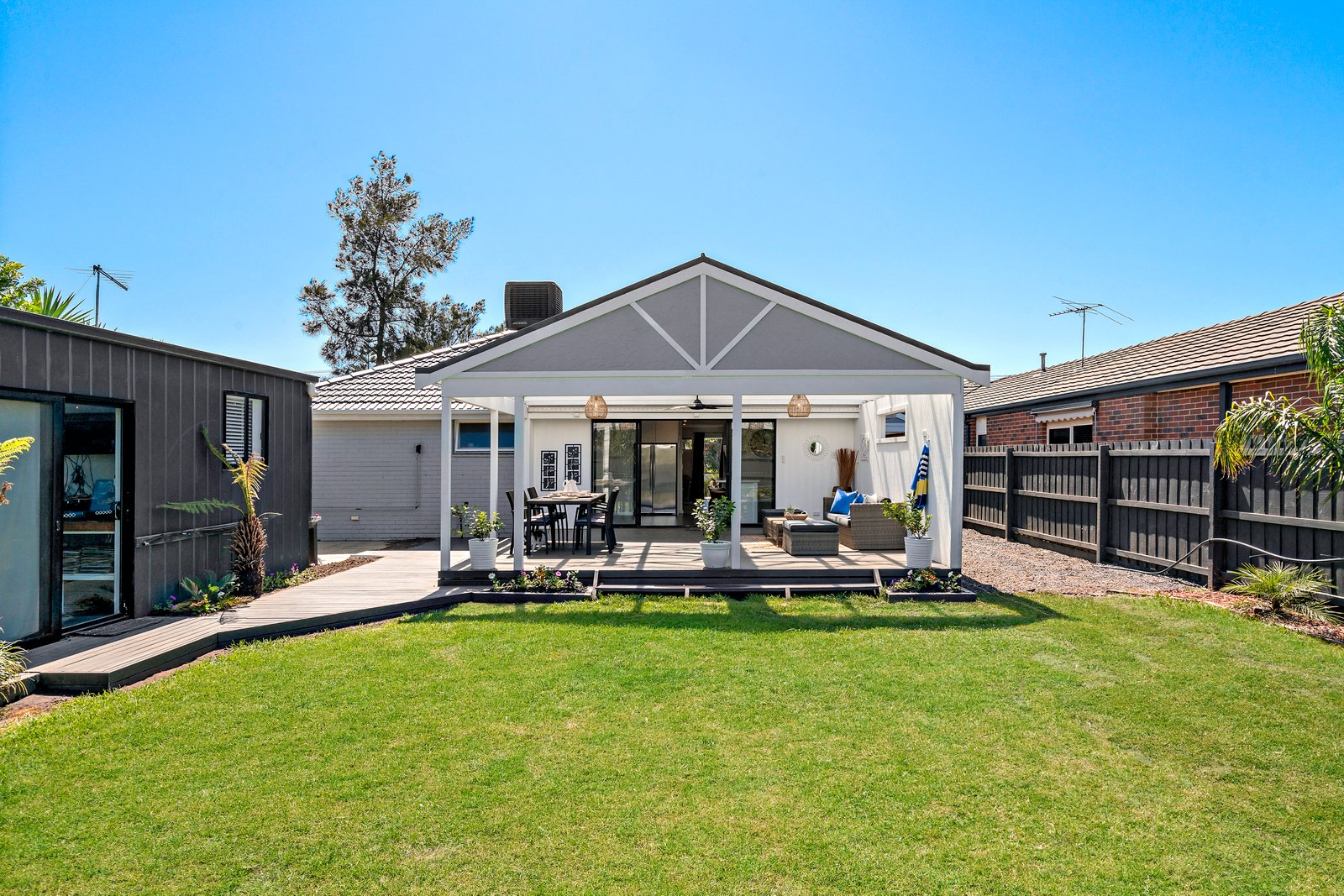 Gallery: 20 Melaleuca Drive