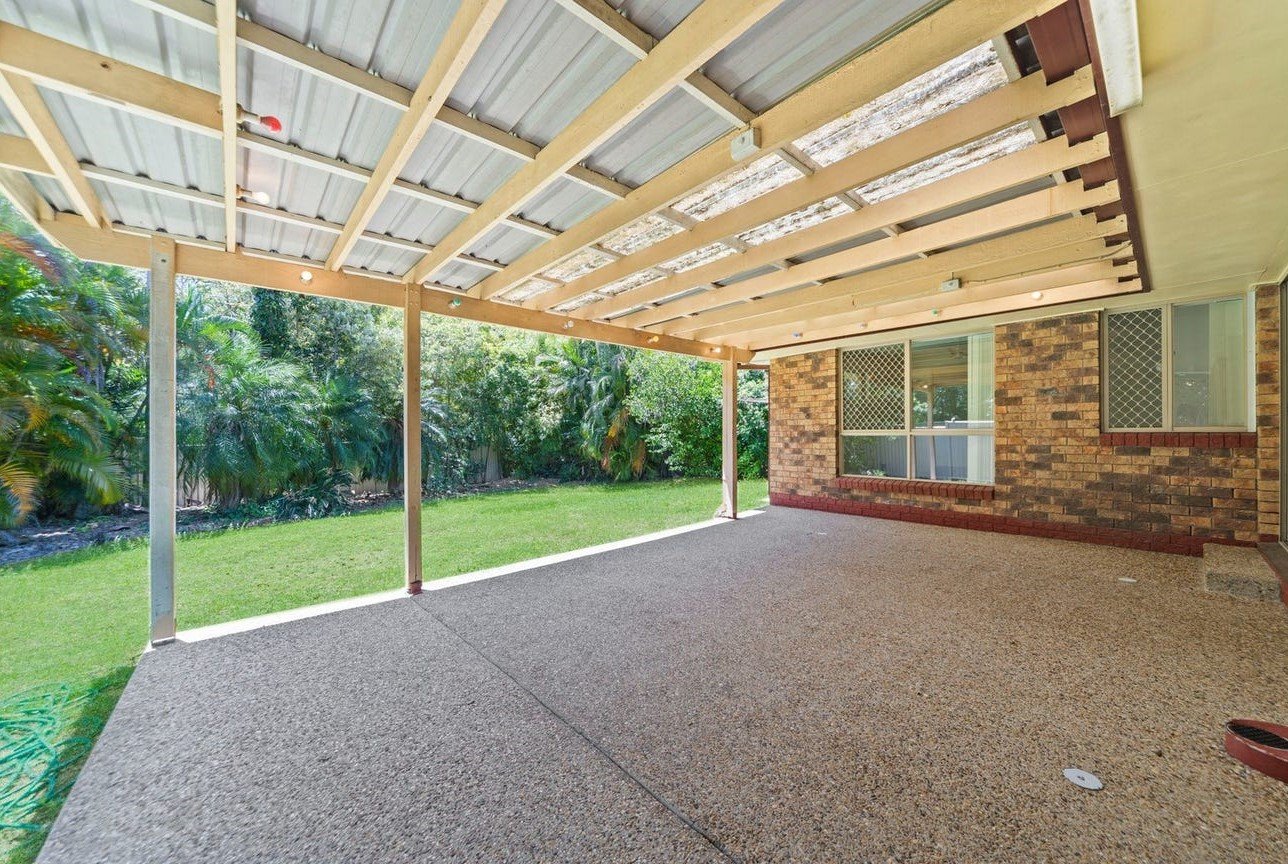 20 Michelmore Road CARRARA 2