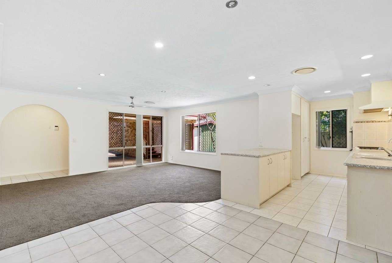 20 Michelmore Road CARRARA 3